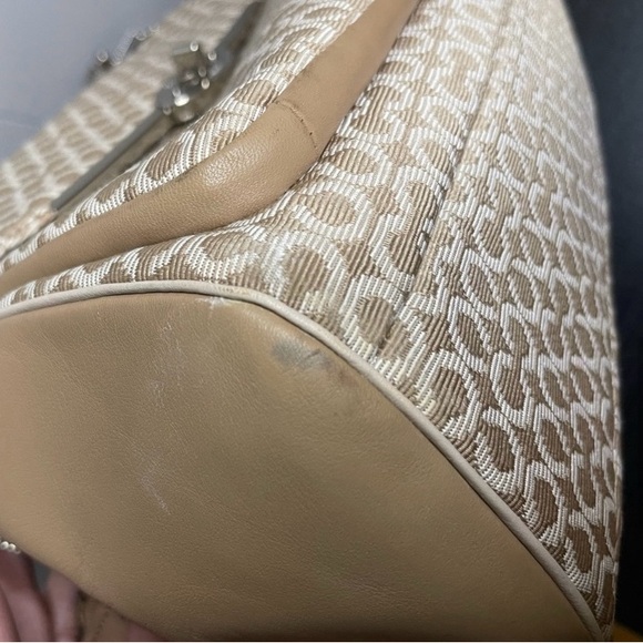 Coach Tan Shoulder Bag with Geometric Pattern - Picture 6 of 8
